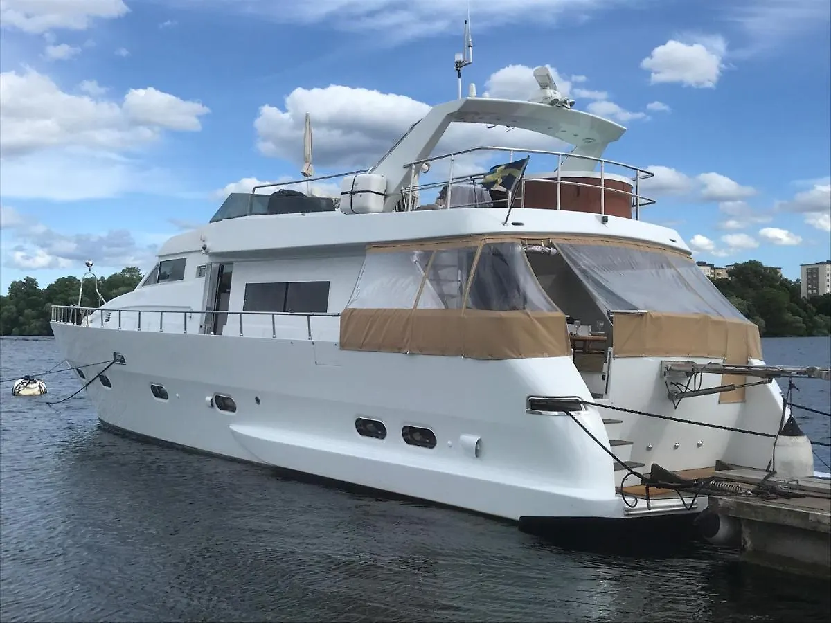 Botel Luxurious Yacht Hotel Stockholm
